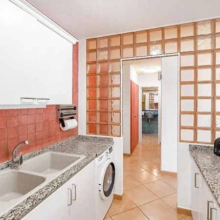 Apartamento Lovely In *